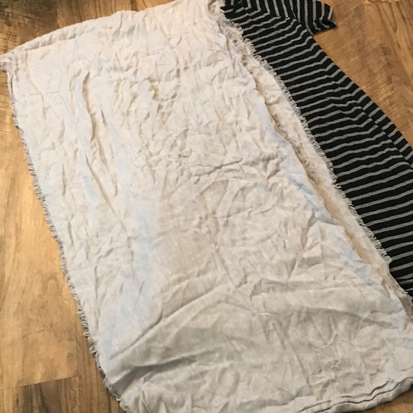 FREE with any other item! Grey infinity scarf. - Picture 2 of 2